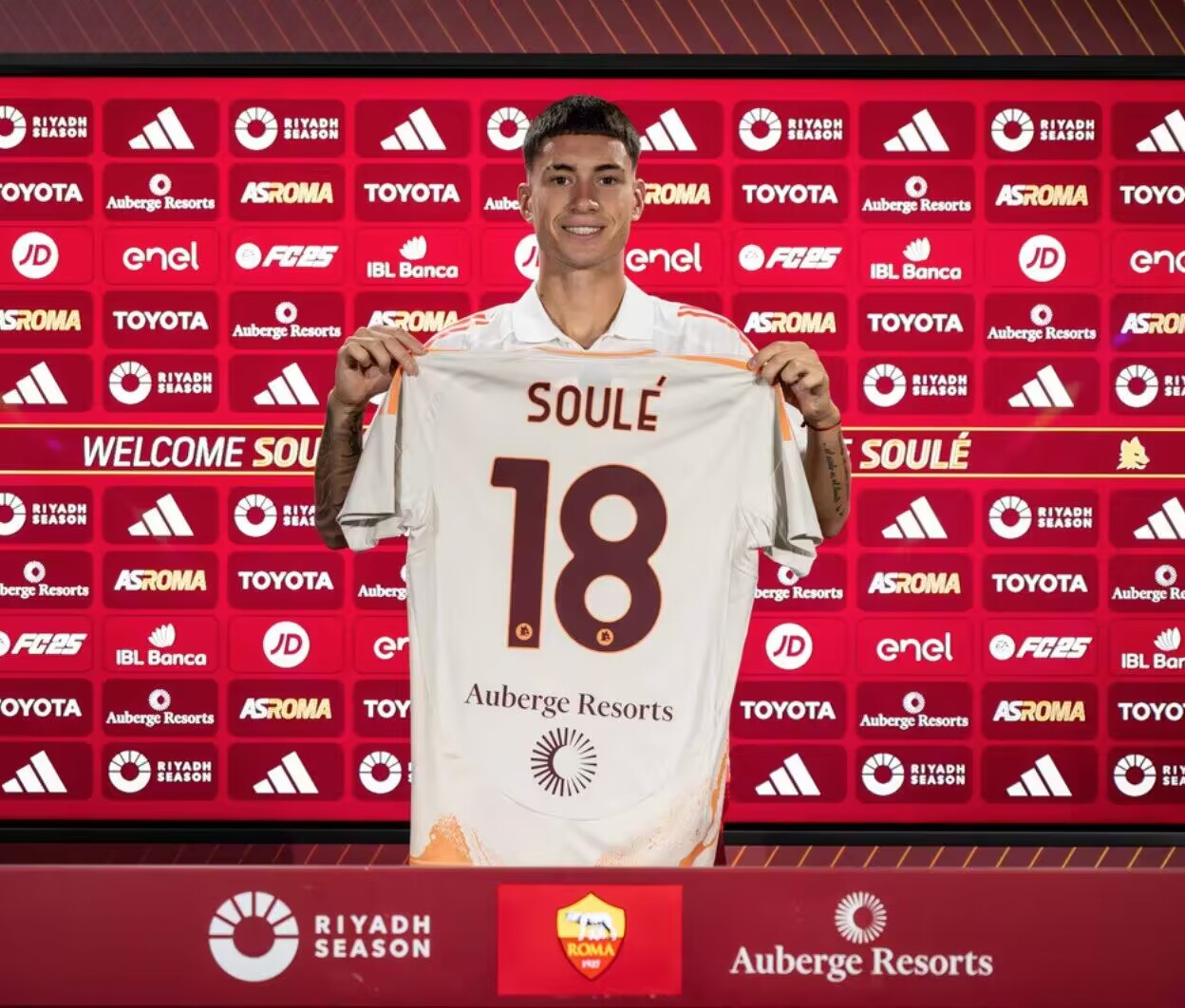 罗马公布本轮意甲大名单:苏莱&曼奇尼病愈入选,沙拉维因伤缺席