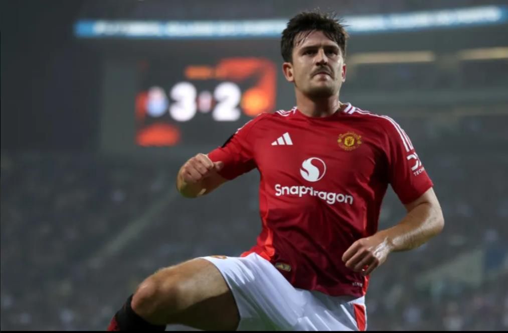 老雷:现在是阿莫林接手曼联的好时机 他应该围绕马奎尔打造球队