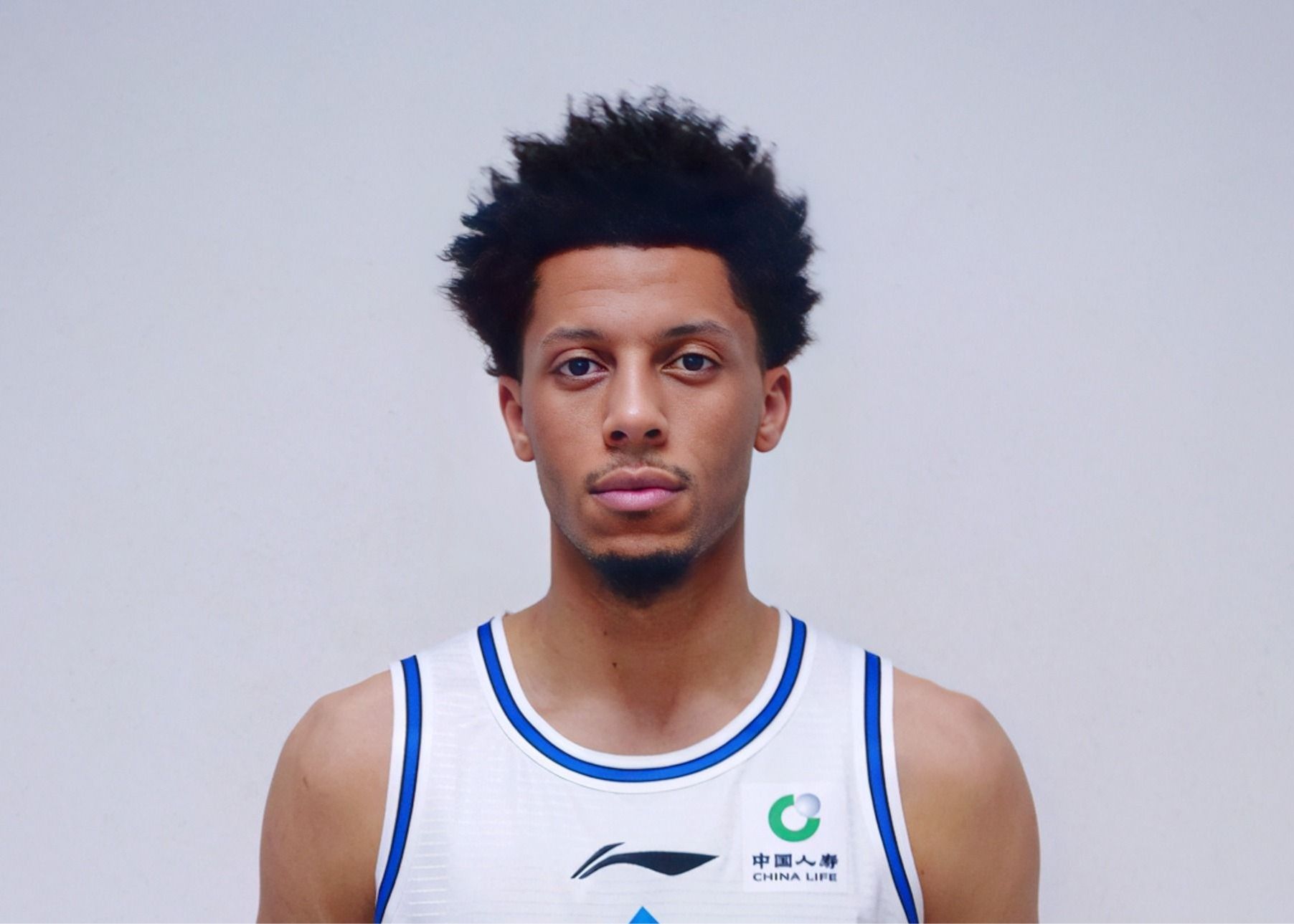 🤕山东男篮:威金顿因伤与球队解除合同 将返美进行治疗康复