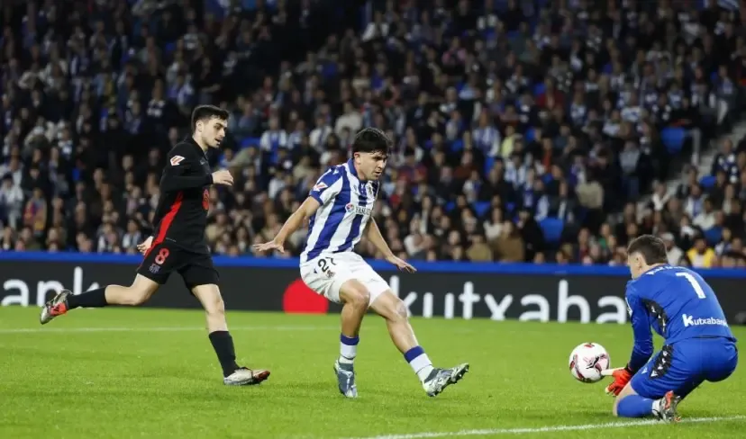 👉巴萨众将:若判罚出现严重错误 西甲就应该行动起来