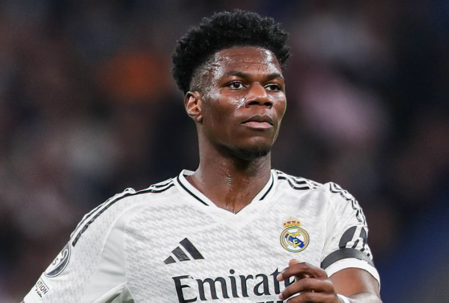 西媒:利物浦愿意用阿诺德+2500万欧元换购楚阿梅尼